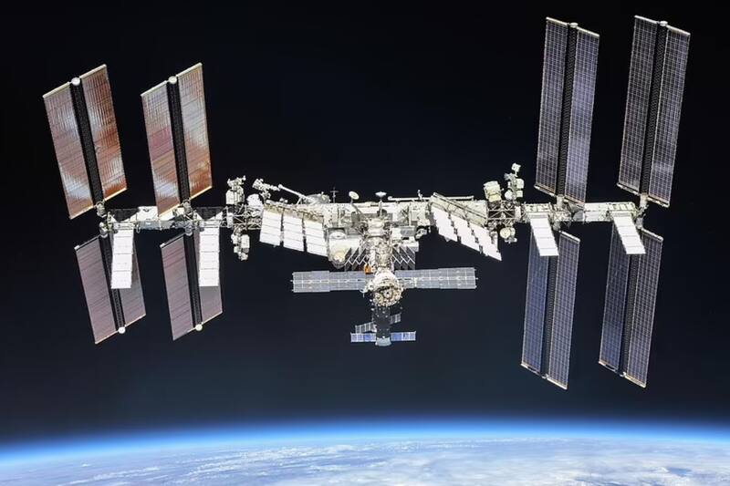 Advierten posibles peligros que atentarían contra la vida de astronautas.