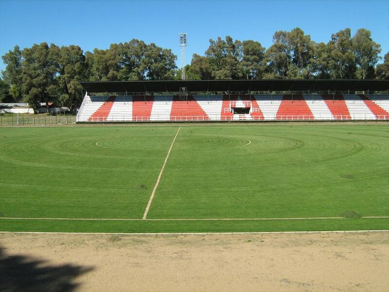 el Estadio Alberto Larraguibel recibirá el Deportes Concepción vs. Deportes Linares.