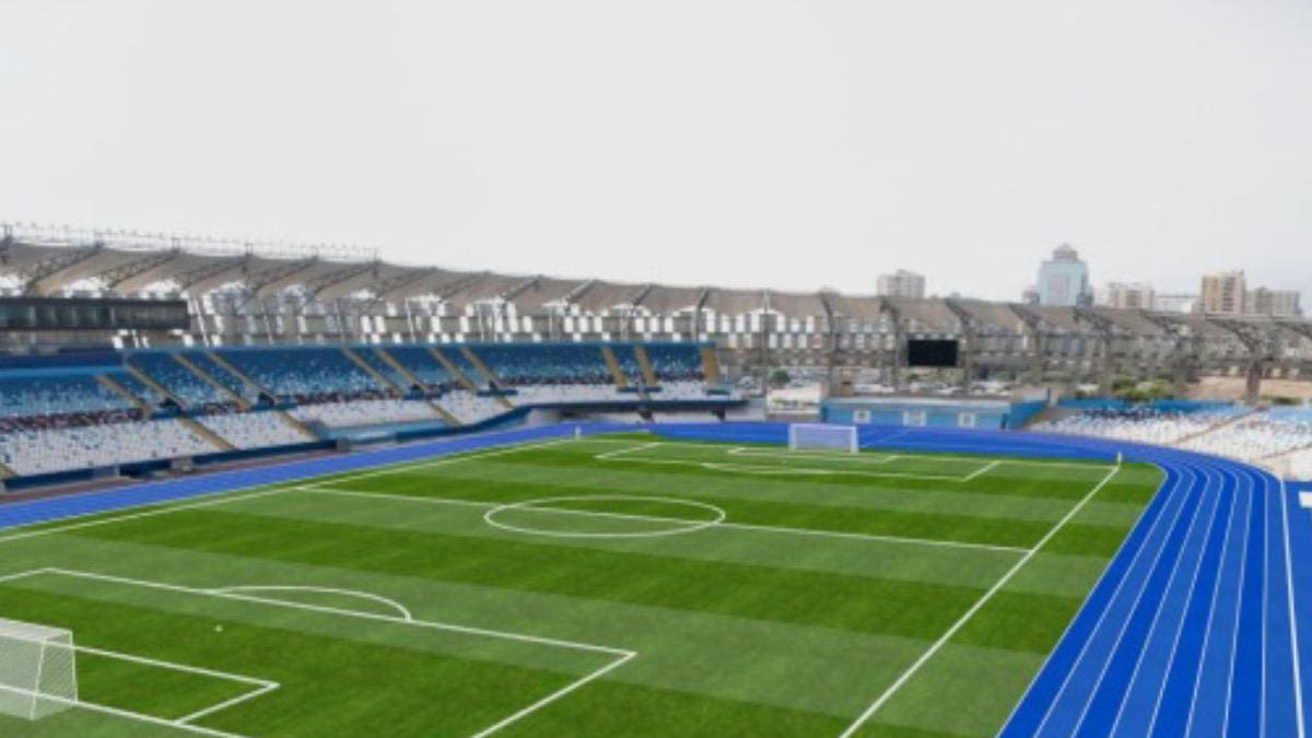 Mítico estadio del fútbol chileno cambiará de cancha de pasto a sintética