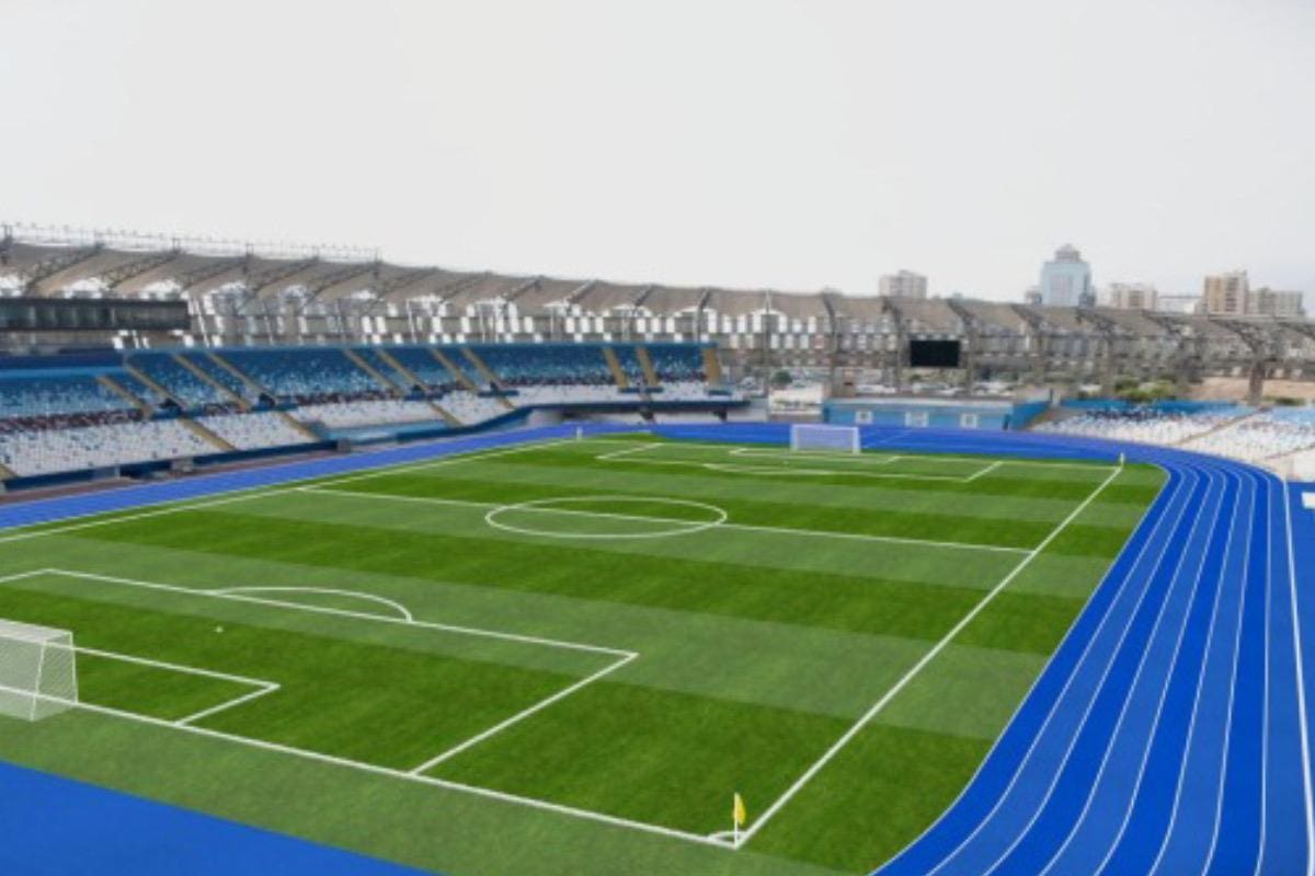 El recinto subrirá una remodelación orientada en poder realizar el fútbol, rugby y atletismo en el estadio.