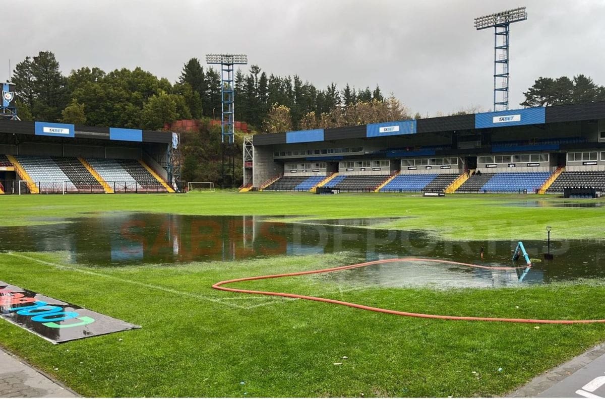 Inundado: así luce el estadio CAP a horas del partido de Deportes Concepción