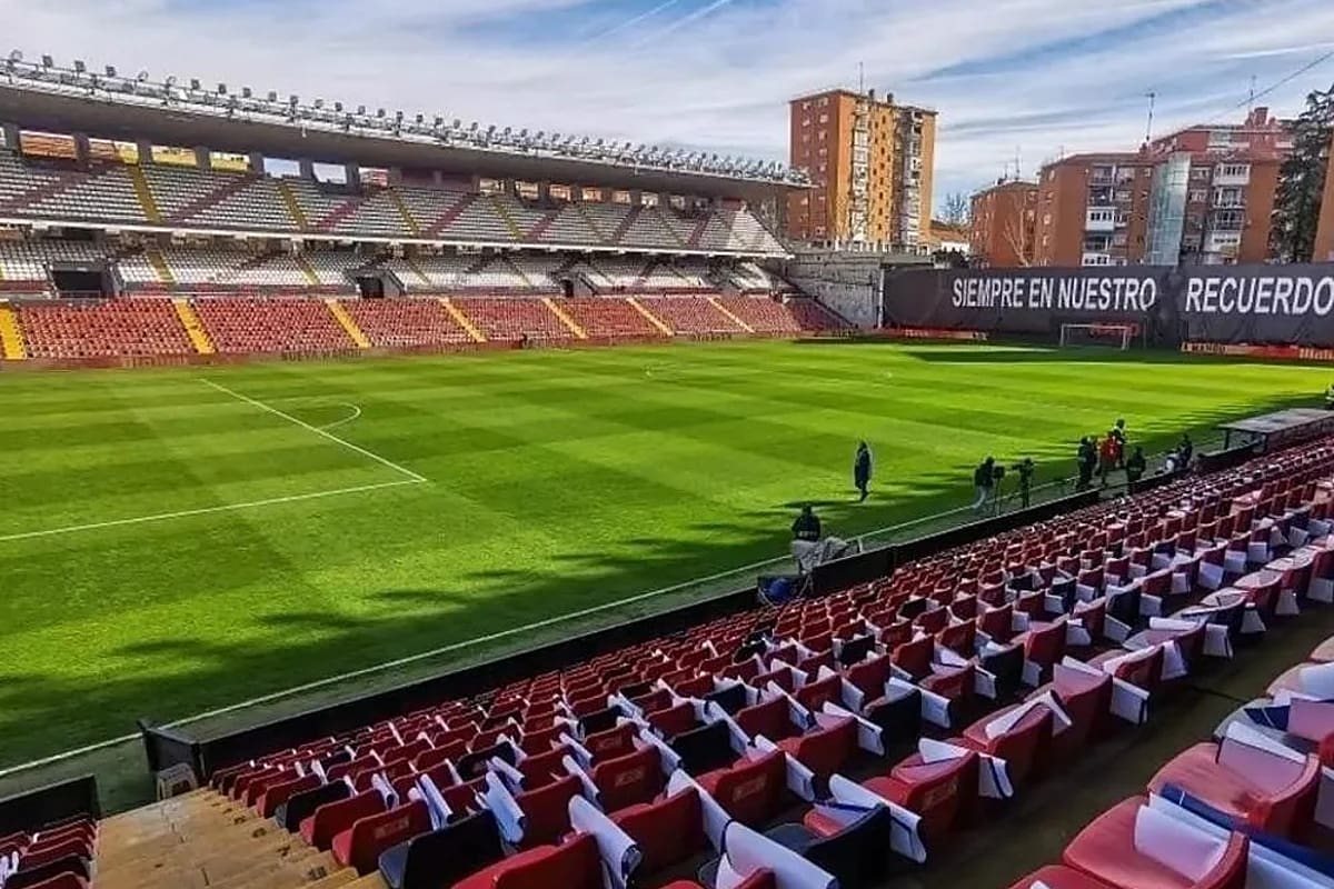 El Rayo Vallecano tendrá que buscar nuevo estadio.