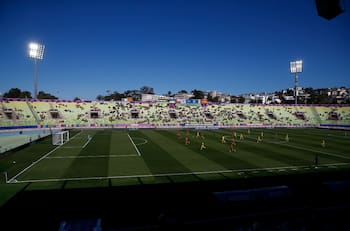 Estadio casi vacío: el ridículo aforo autorizado para el partido entre Wanderers y Cobreloa en Primera B