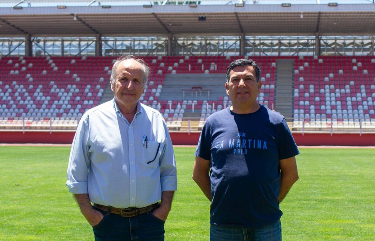 . Curicó aguarda por la reinauguración de su cancha.