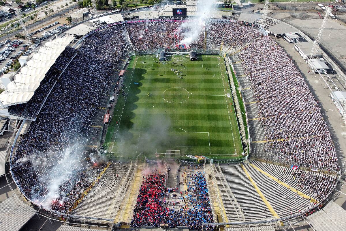 Así se vivió el Superclásico entre Colo Colo y la U en el Estadio Monumental.