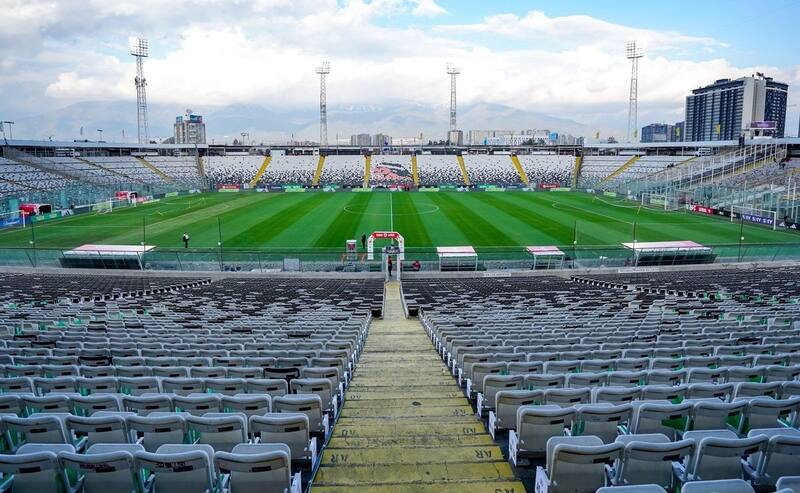 . En Colo Colo necesitan al menos 80 millones para remodelar el recinto.