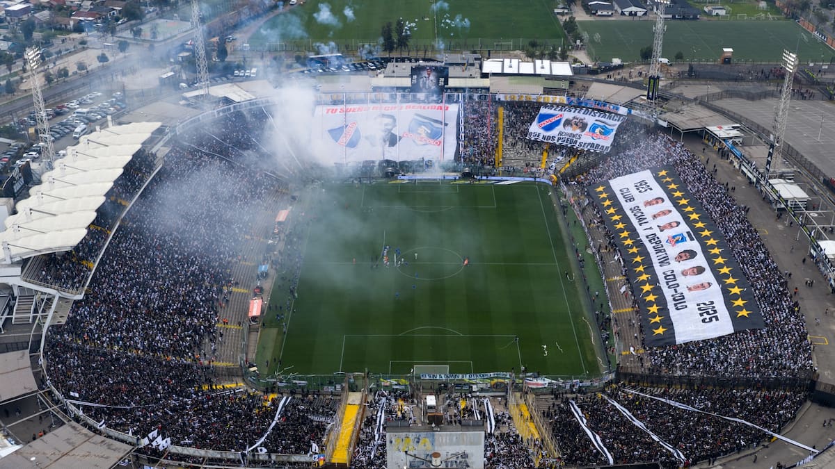 Colo-Colo sorprende con inédita medida: cambia de sector a los hinchas de Palestino para el domingo