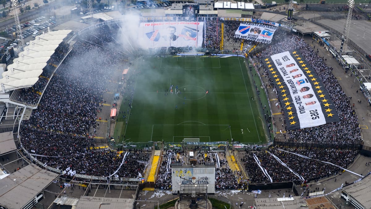 Colo Colo fija las entradas más caras del fútbol chileno para el Superclásico contra la U