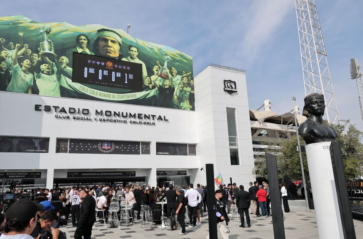 “No nos podemos quedar atrás”: Históricos de Colo Colo piden urgencia para la modernización del Monumental