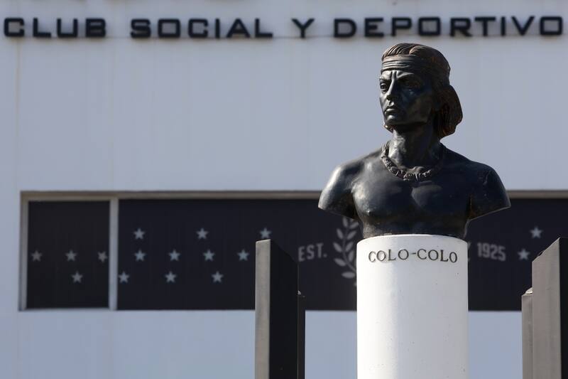 Colo Colo cambió su nombre en el efootball2026.
