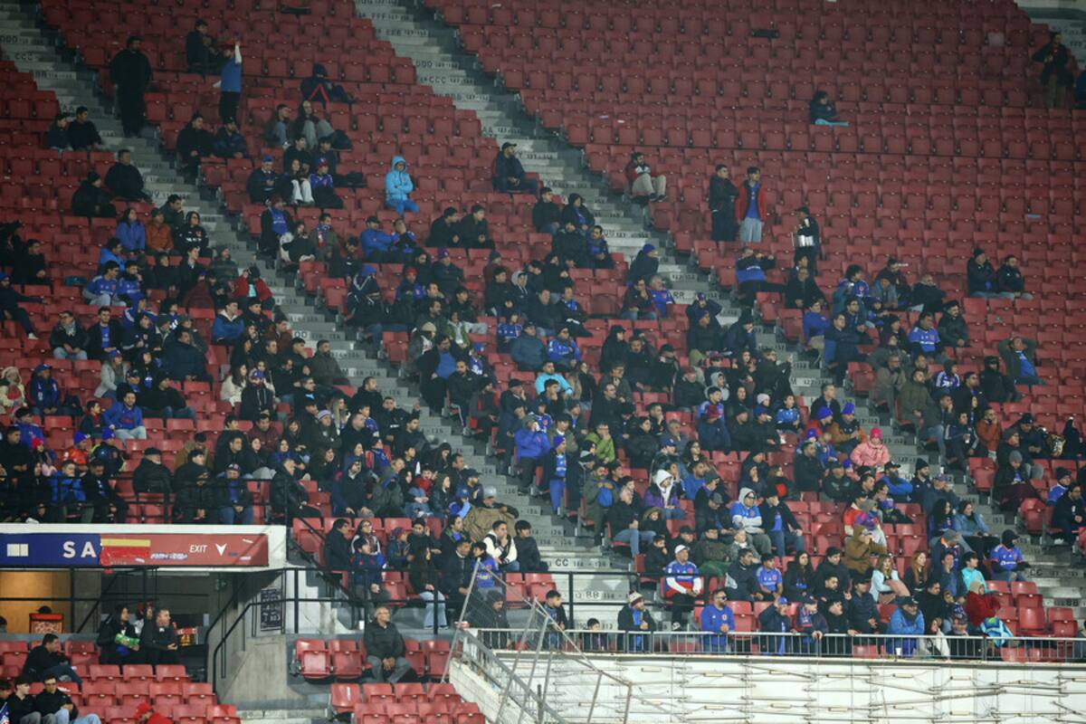 Andes semivacío en el partido entre la U y Curicó. Foto: Aton.