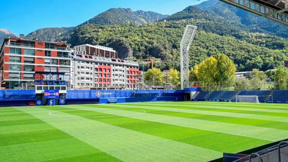 Así son las vistas en el Estadio Nacional de Andorra.