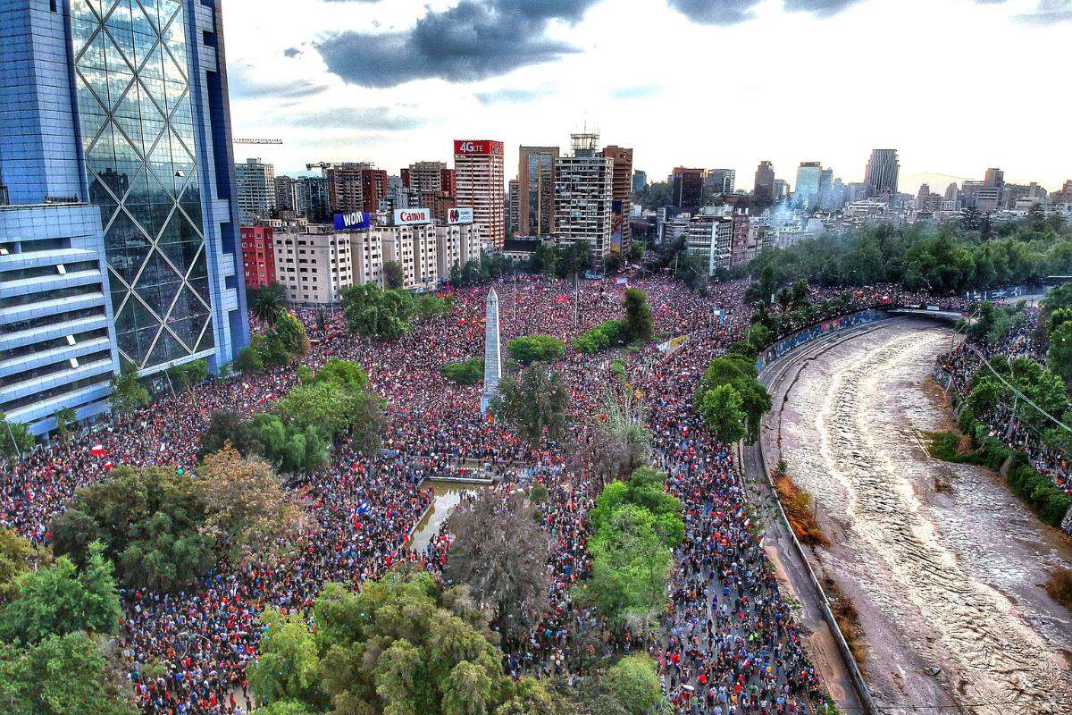 Un 25 de octubre se registra la marcha más multitudinaria del país.