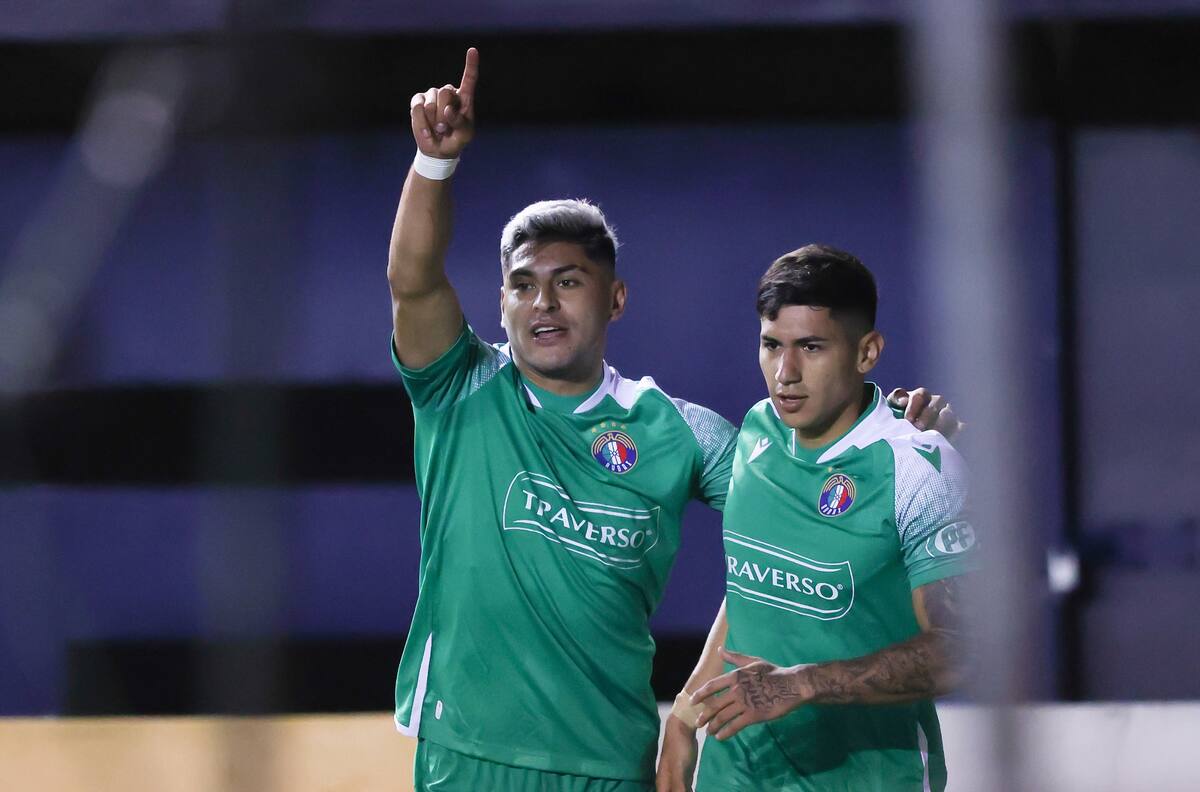 ¿Superclásico en el mercado de fichajes? Colo Colo y la U miran a figura del fútbol chileno