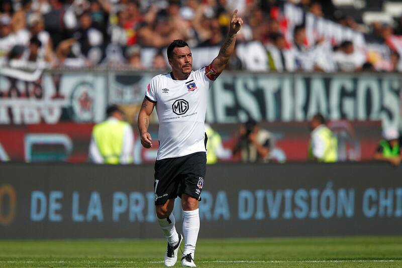 Esteban Paredes (2)