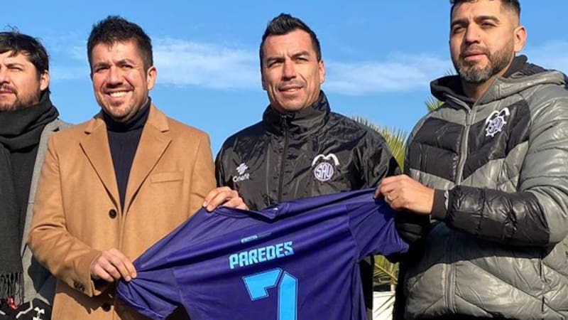 Esteban Paredes fue presentado hoy en San Antonio.