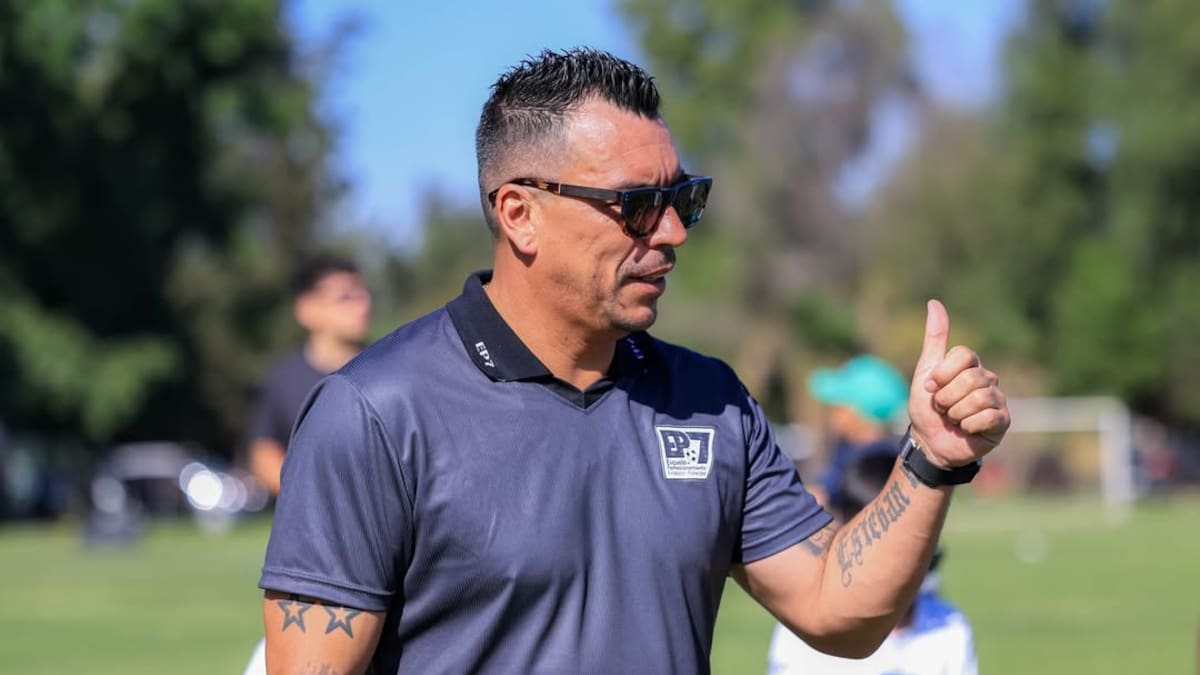 Esteban Paredes le pide a Colo-Colo mejorar el Monumental tras su histórico primer triunfo en el Chago Morning