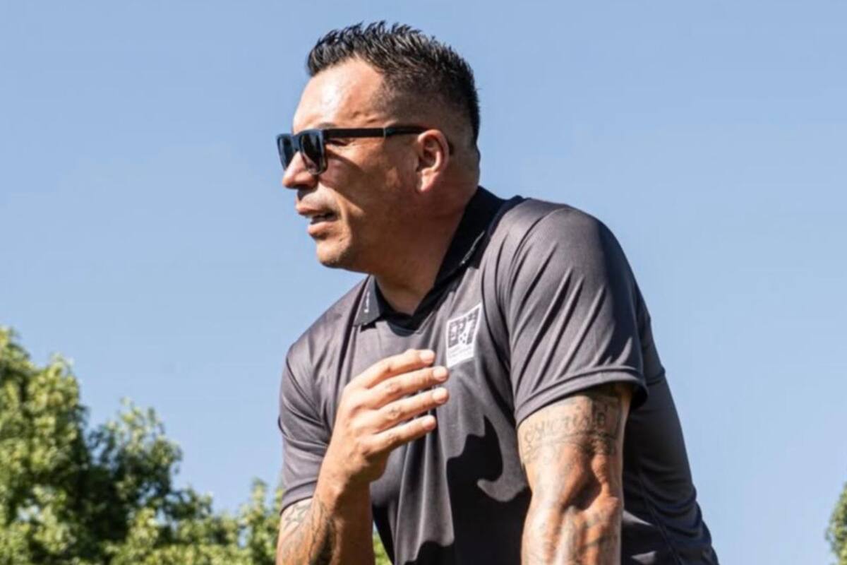 El ex delantero será director técnico para la temporada 2026. Foto: Esteban Paredes en Instagram.