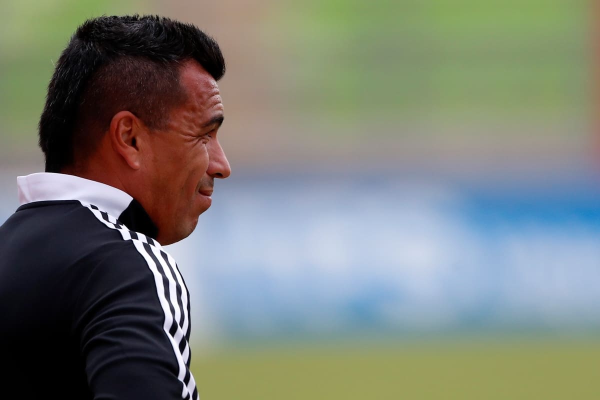 Esteban Paredes en su etapa como futbolista. Foto: Agencia Aton.