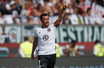 “Copas hay de sobra”: la reacción de Esteban Paredes tras el título de la U sobre Colo Colo