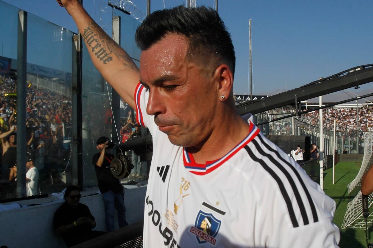 El ex futbolista mencionó que no clasificar a copas internacionales debería provocar la salida de varios jugadores de Colo Colo.