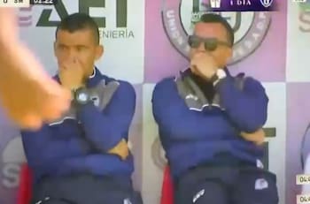 No le teme a la resta de puntos en Primera B: Esteban Paredes reapareció en la banca de Santiago Morning