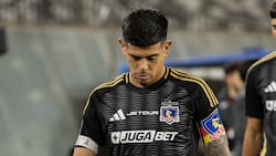 Sería todo: Fernando Ortiz le da un golpe letal a Esteban Pavez en Colo Colo