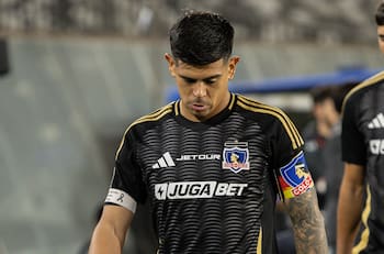 Sería todo: Fernando Ortiz le da un golpe letal a Esteban Pavez en Colo Colo