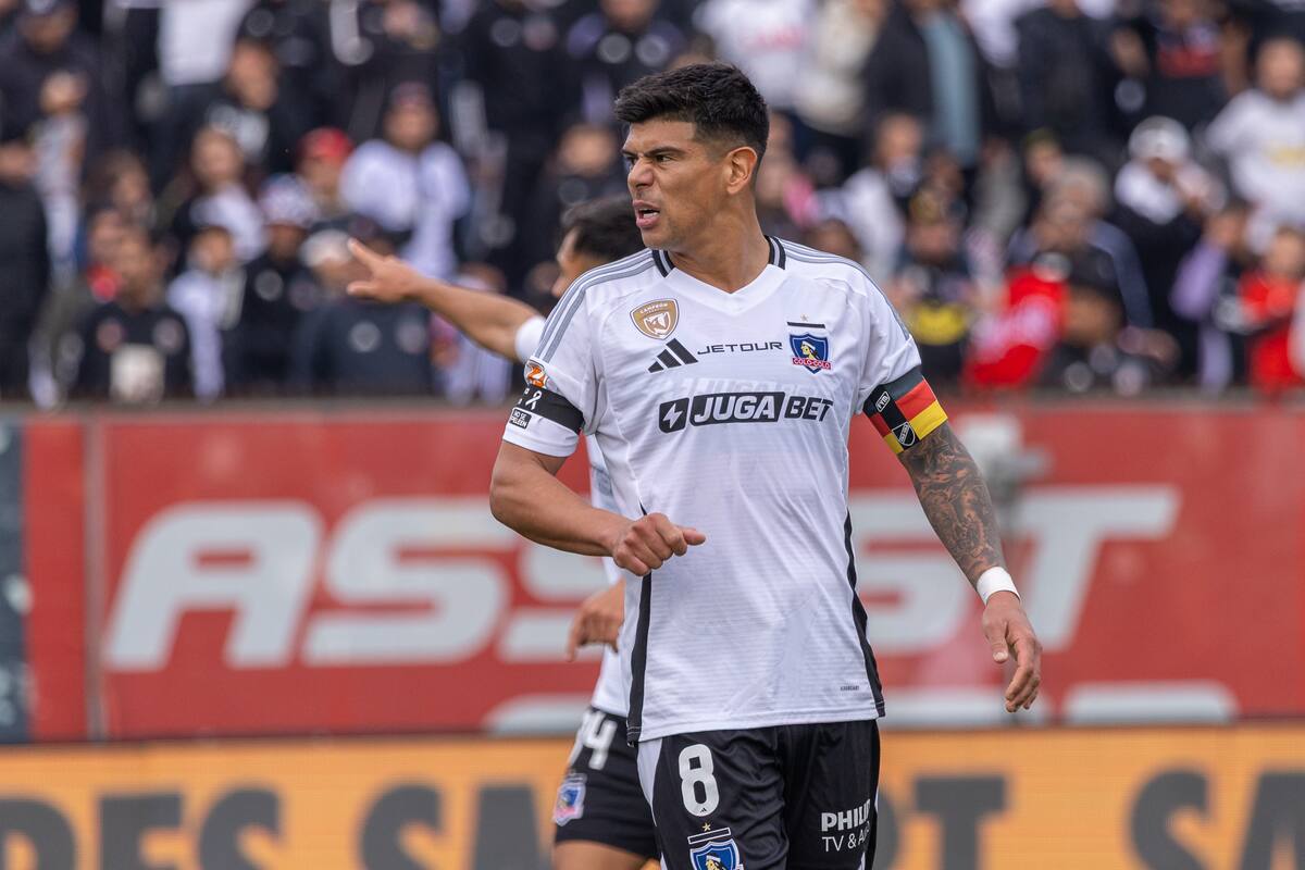 El volante volvió a ser convocado en Colo Colo. Foto: Felipe Escobedo