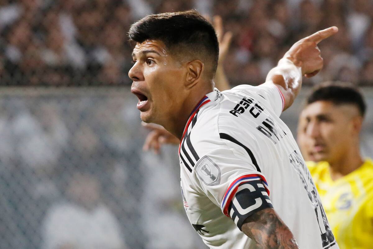 Esteban Pavez es el capitán de Colo Colo para la temporada 2023.