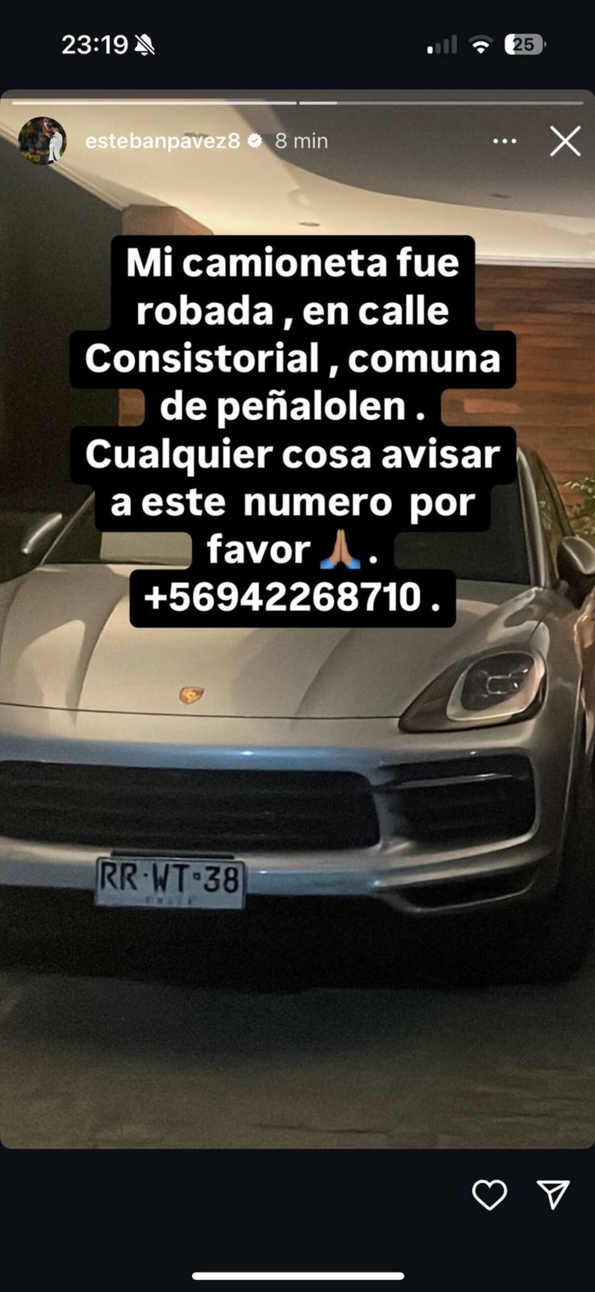 El volante publicó el robo de su camioneta.