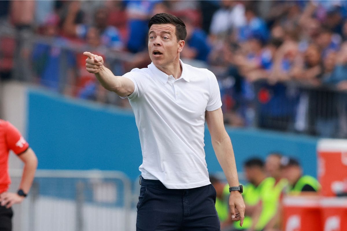 tiene muchas opciones de seguir al mando de Everton en 2025. Foto: Agencia Aton.