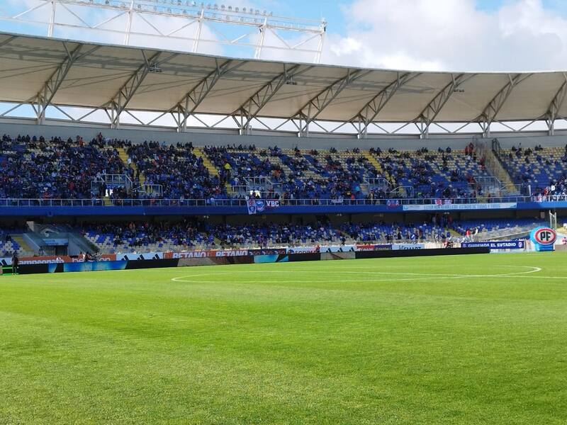 muestra un evidente deterioro en su cancha.