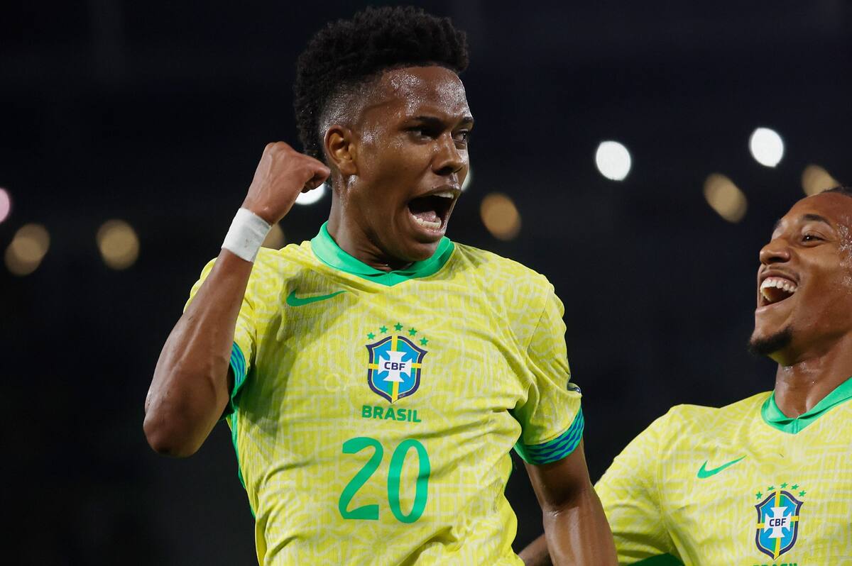 El delantero brasileño anotó el 1-0 de Brasil sobre La Roja.