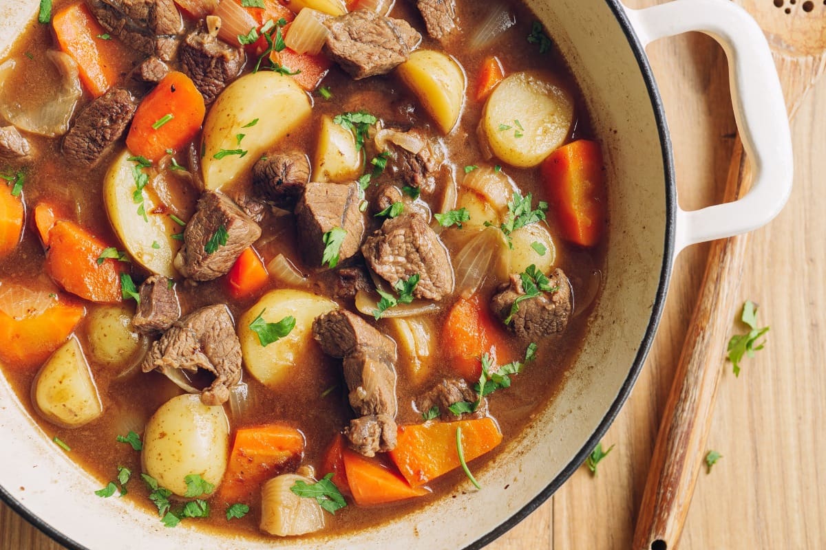 Te enseñamos una forma sencilla de preparar este plato típico de la gastronomía chilena.