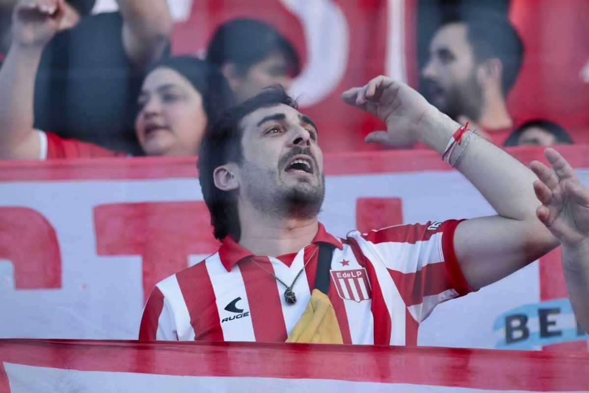 Su logo cambió y se llenó de comentarios.