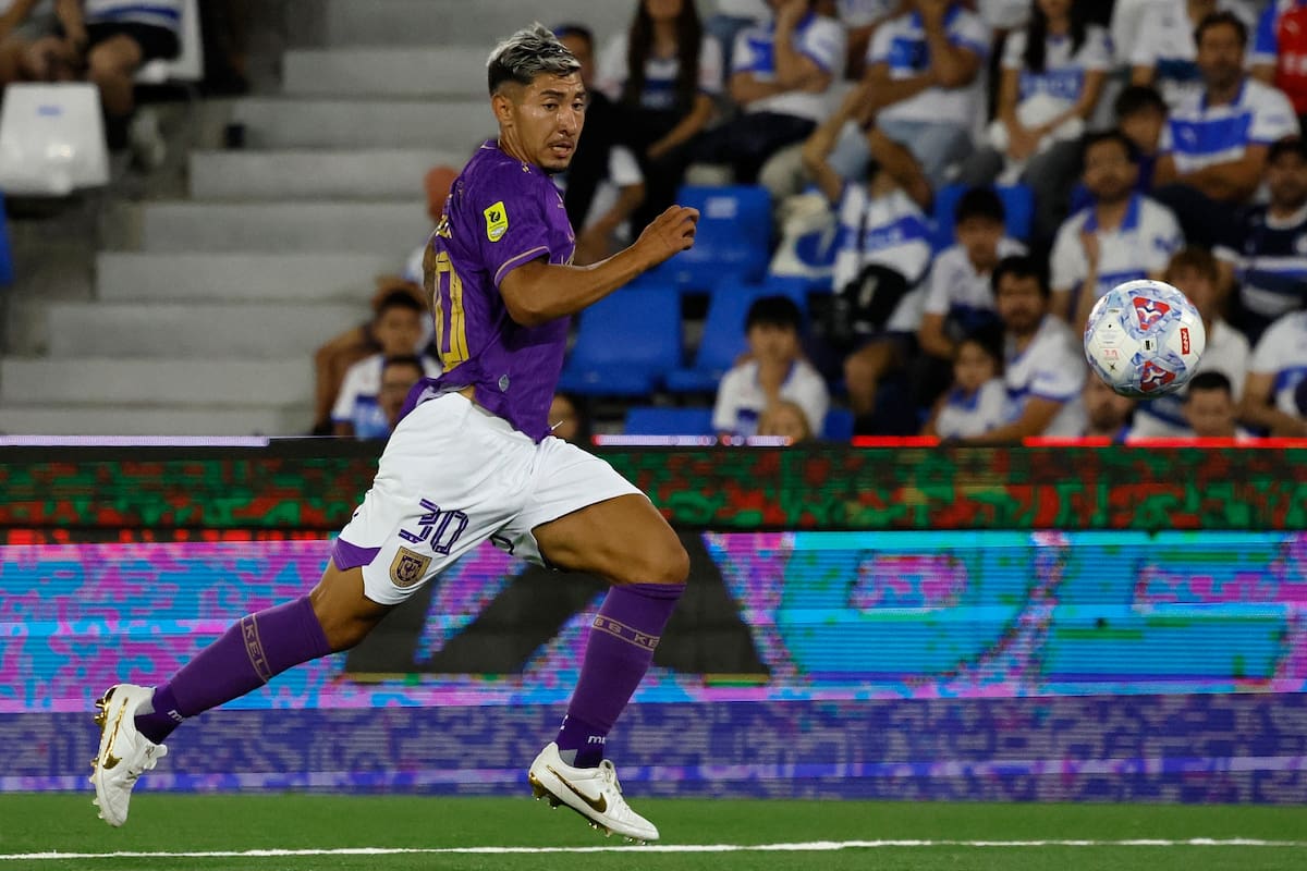 El volante jugando por Deportes Concepción. Foto: Agencia ATON.