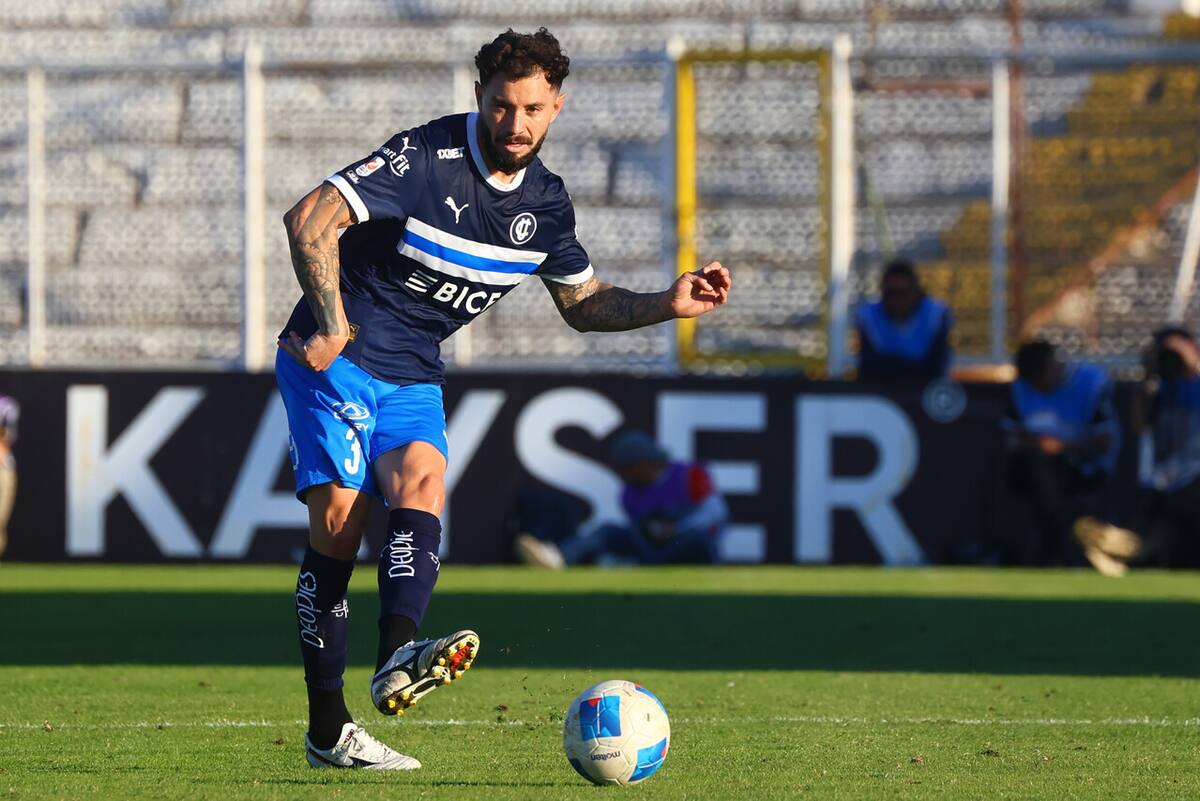 fue operado y se perderá el Clásico con Colo Colo. Foto: Aton.