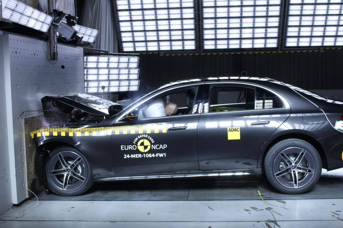 El Mercedes Clase E fue elegido el vehículo más seguro por la Euro NCAP