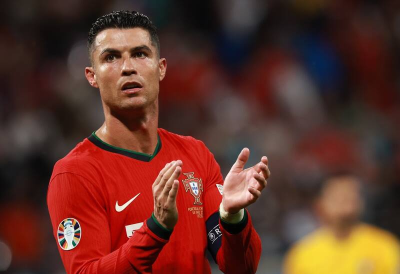 Cristiano Ronaldo defendiendo la camiseta de Portugal.