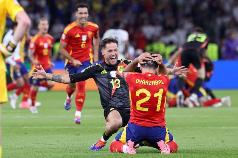 España venció a Inglaterra y es el nuevo campeón del Viejo Continente. Foto: EFE.
