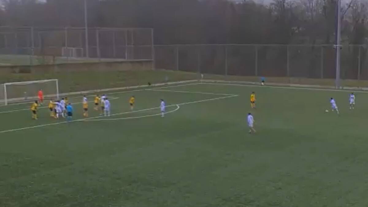 VIDEO | Tiene 17 años, le gustaría jugar por Chile y anotó este golazo en la liga juvenil de Suiza