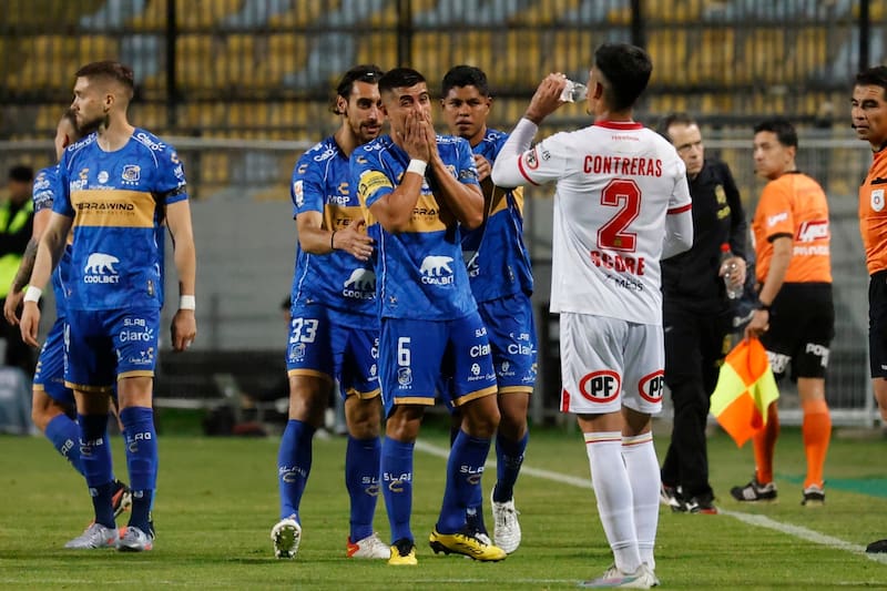 Los viñamarinos se jugarán su permanencia en el Campeonato Nacional. Foto: Agencia Aton.