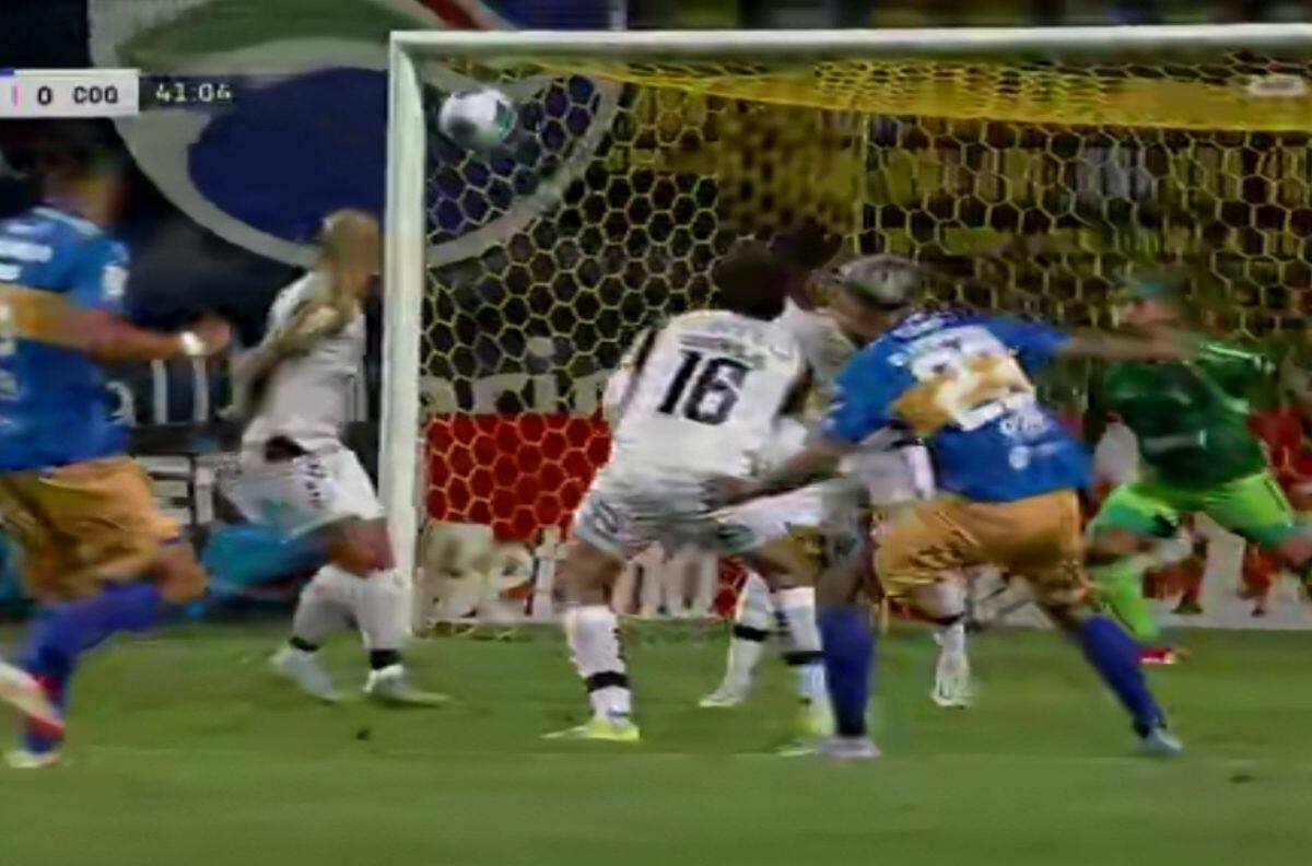 ¿Bien anulado? El golazo que el VAR le anuló a Everton ante Coquimbo