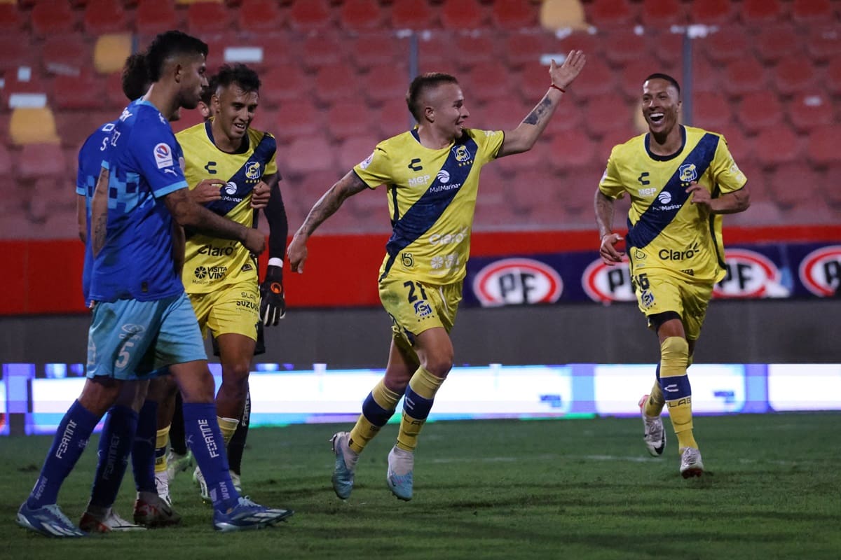 Everton goleó 4-2 a la UC en Santa Laura