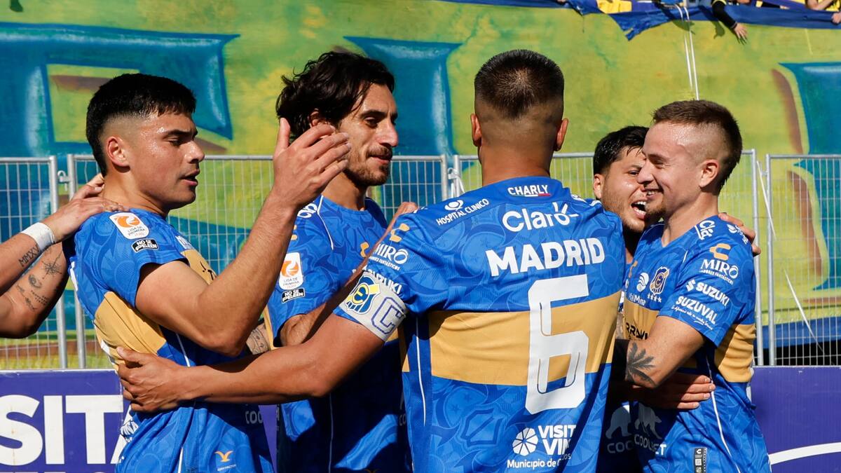 Todavía no es presentado y hoy podría sumar minutos con Everton en su amistoso ante Independiente