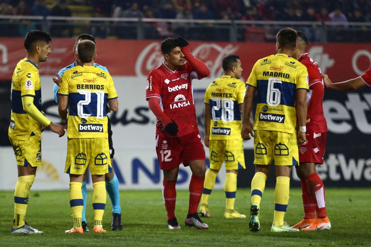 El partido entre Ruleteros y chillanejos se jugará al mediodía de este sábado en Sausalito. Foto: Agencia Aton.