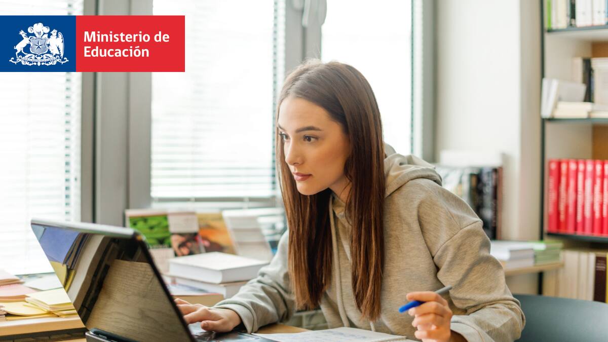 Obtén tu licencia de enseñanza media GRATIS y online: Así puedes rendir los exámenes libres 2024