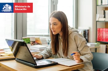 Obtén tu licencia de enseñanza media GRATIS y online: Así puedes rendir los exámenes libres 2024