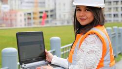 Inició Expo Talentosas 2024, feria laboral solo para mujeres: ¿Qué ofertas hay y cómo postular?